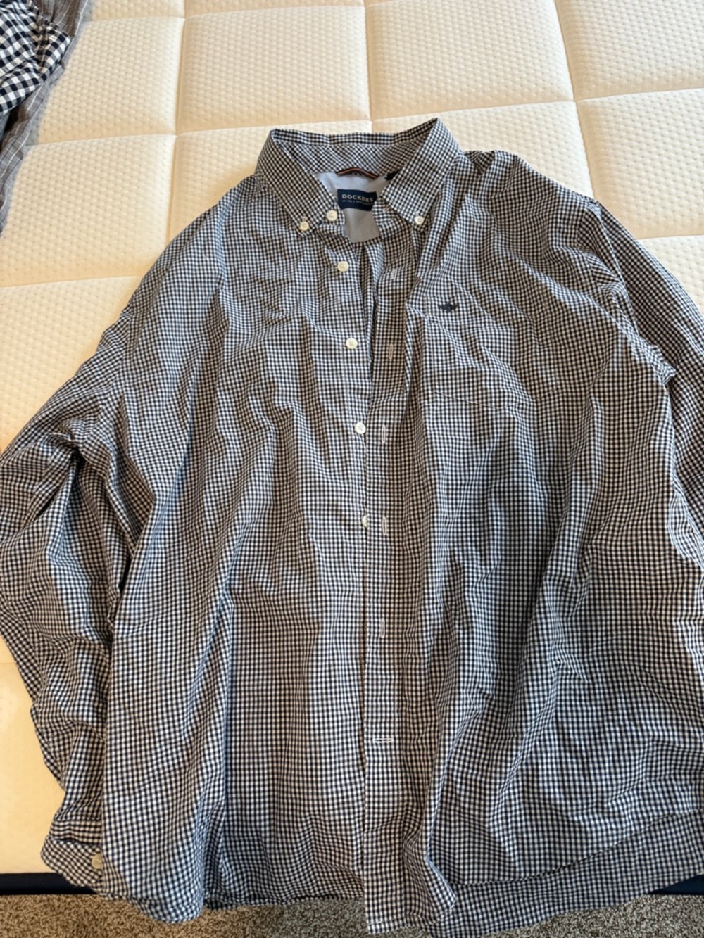 Dockers Navy & White Gingham Button-Down Shirt